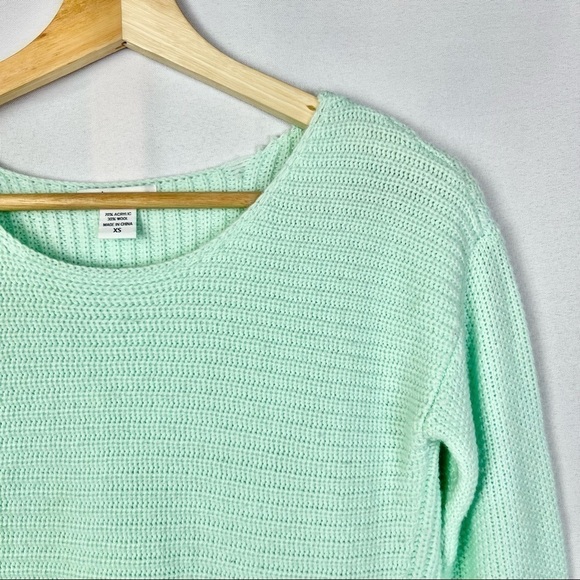 Bar III Mint Green Knit Side Waist Zip Pullover Sweater XS - Picture 5 of 5